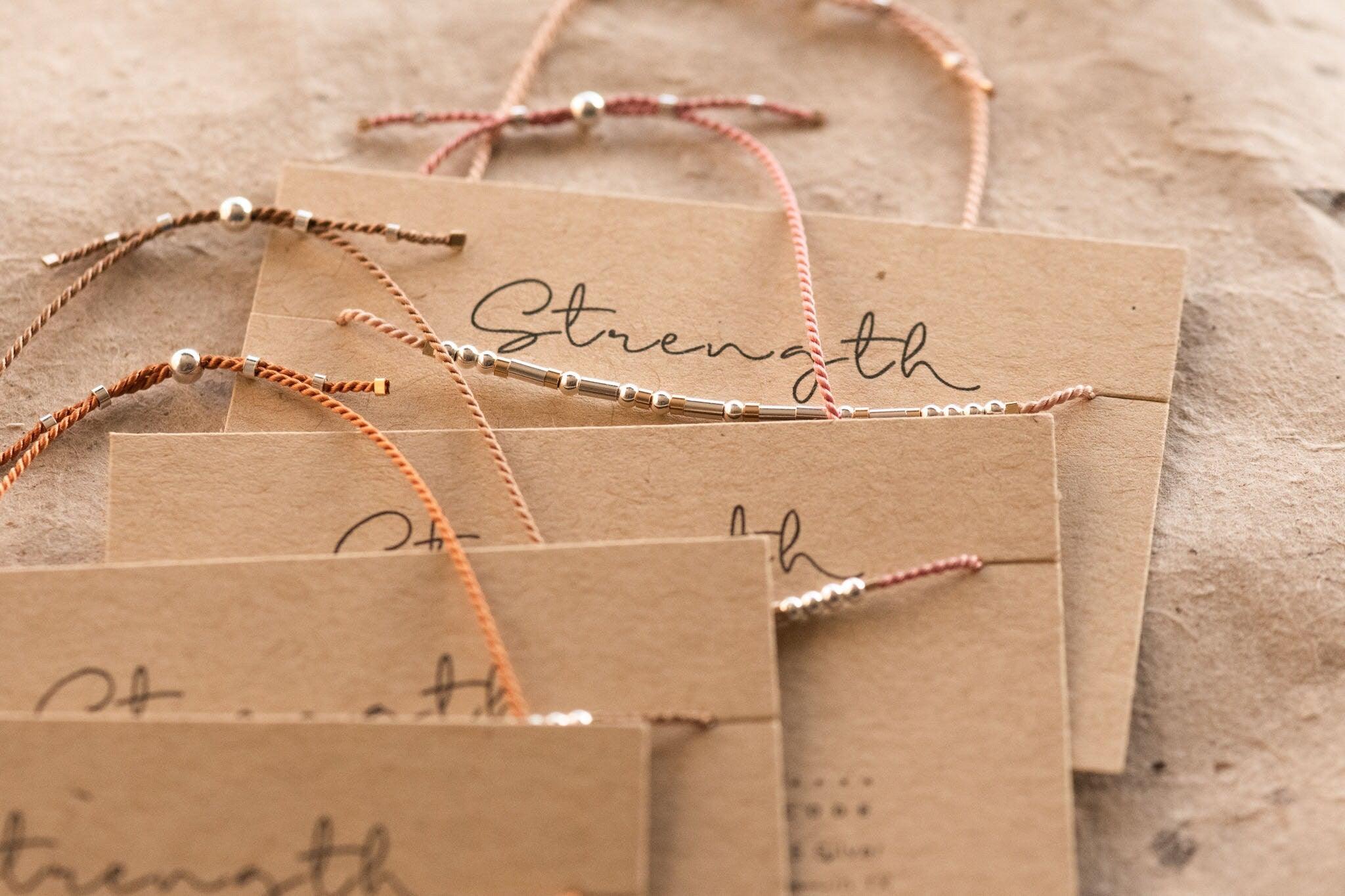 Strenght Morse Code Bracelet • AX.SS.ST.R1 - Morse and Dainty